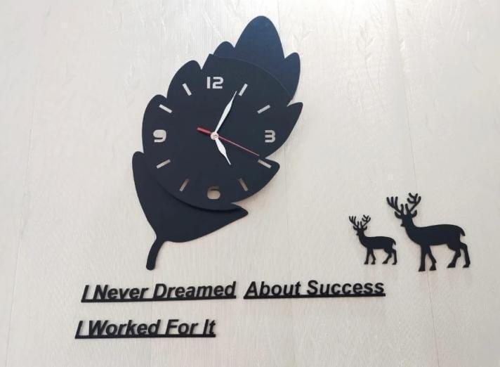 3D Leaf Wooden Wall Clock Black Golden Hand